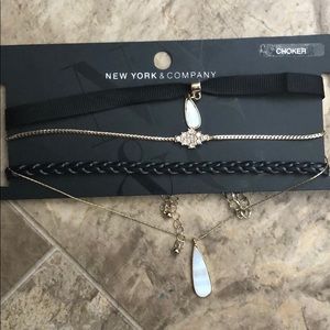 New York and company choker